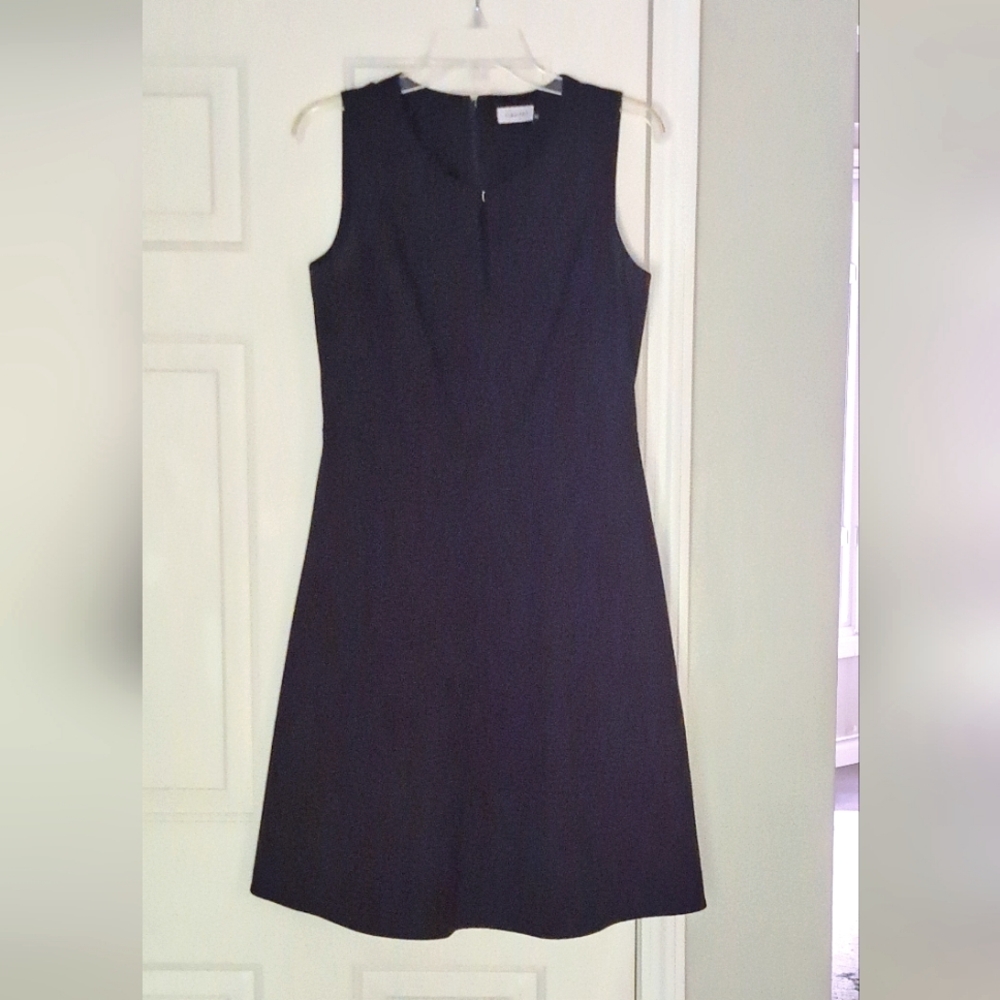 Calvin Klein Black Lined Holiday Party Midi Sleeveless Dress.  Size 10.